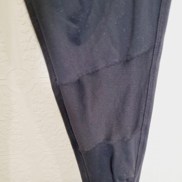 Athleta Relay full length black tights - Picture 9 of 11